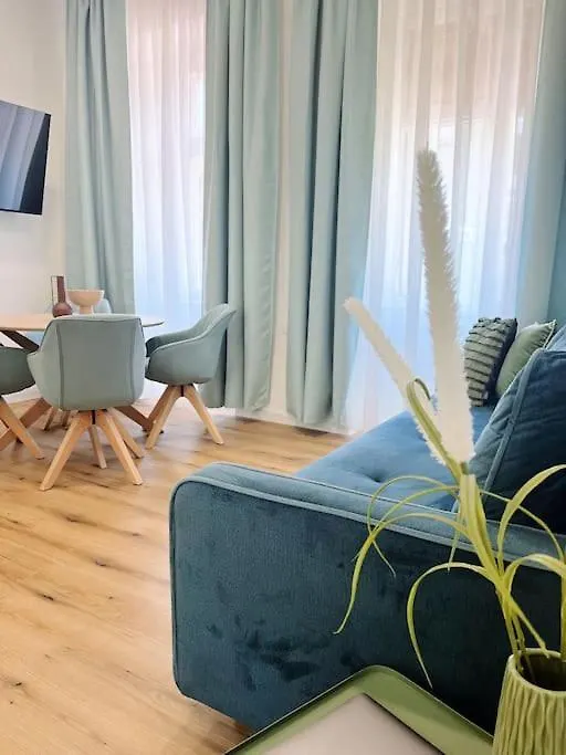 New Design Studio Kingsize Bed Apartment Pula Croatia